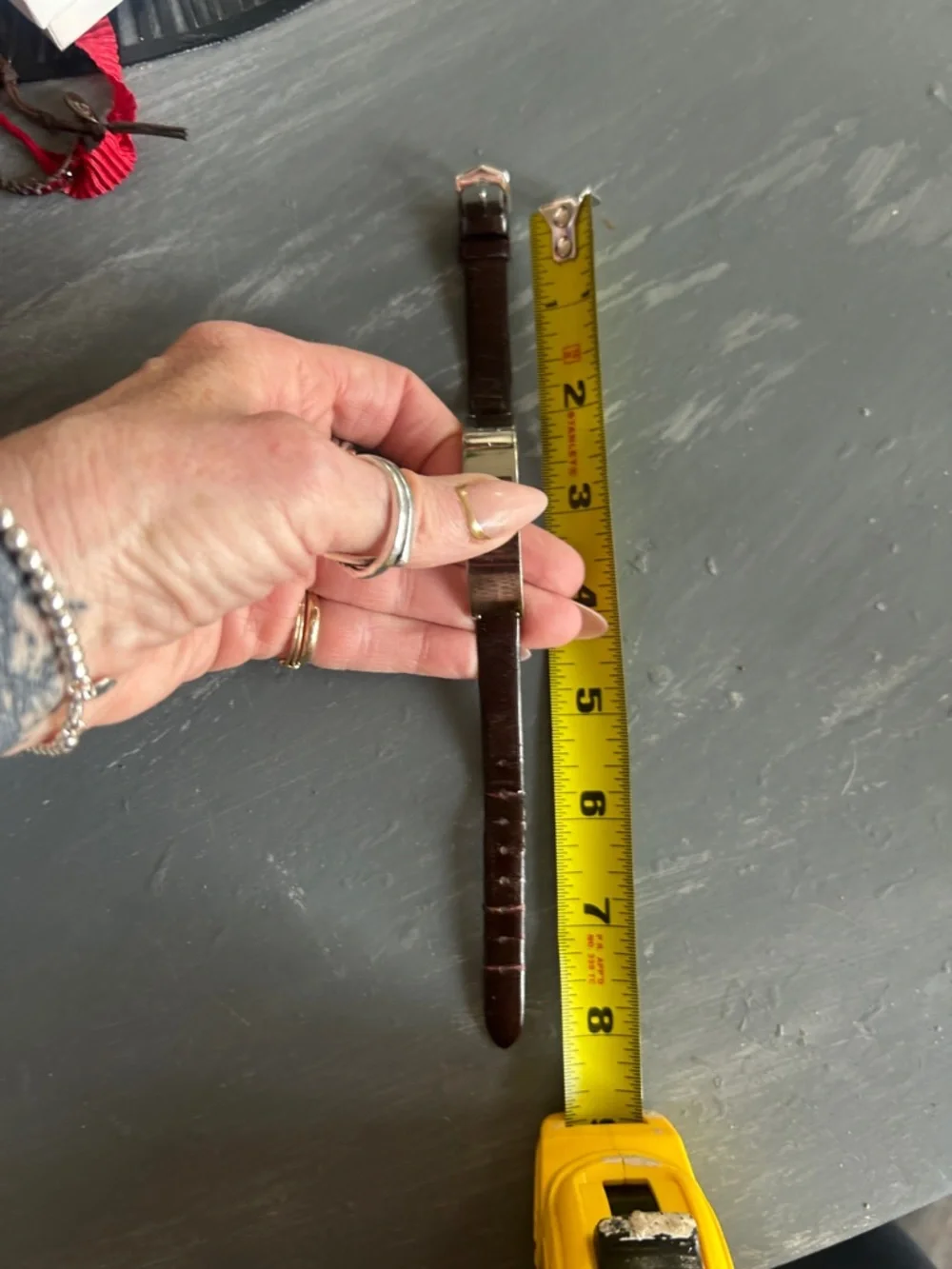 Vintage Guess Women's Silver Bangle Watch with Black Dial - Picture 6 of 6